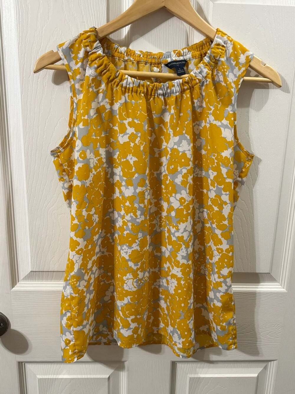 Banana Republic Floral Sleeveless Top Size S Yellow Gray Polyester
